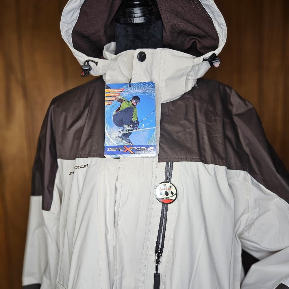 Zero Exposur Color Silver Ice Winter Men's Jacket Size XL Tag On